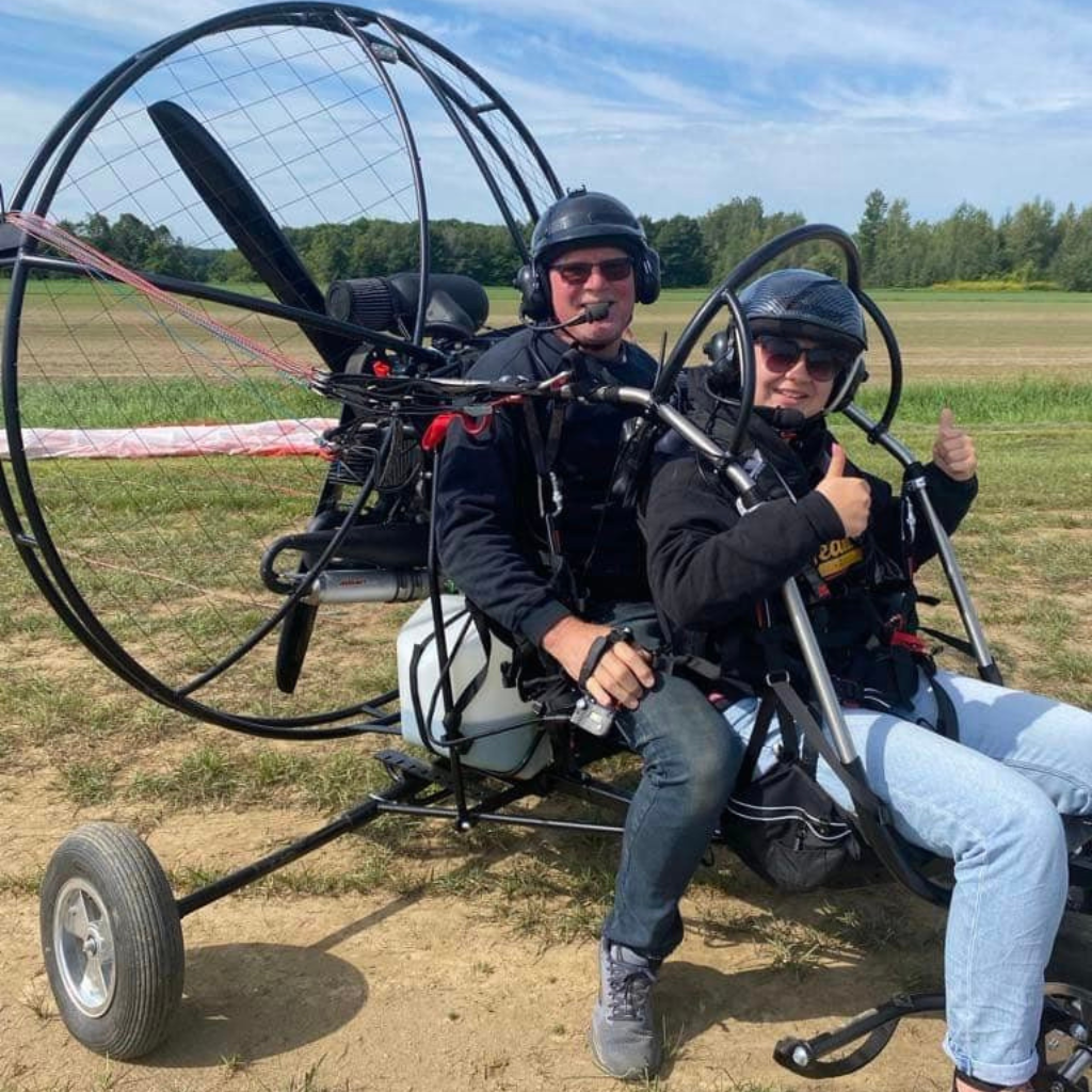 Paramoteur : Guide Complet pour S'Initier au Vol Motorisé en Toute Paramoteur : Guide Complet pour S'Initier au Vol Motorisé en Toute